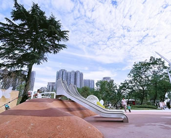 【陸地】小型不銹鋼滑梯訂制