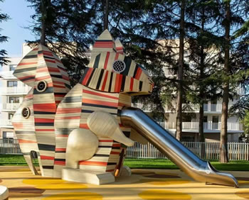 松鼠主題造型無動力游樂設(shè)備