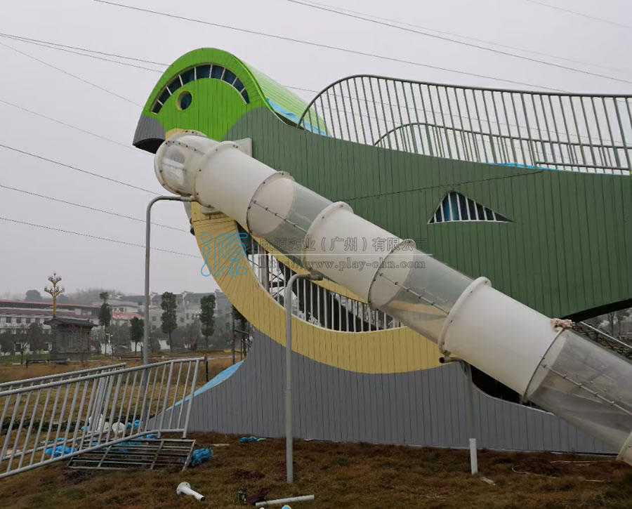 {cms_img_title} {cms_img_title}