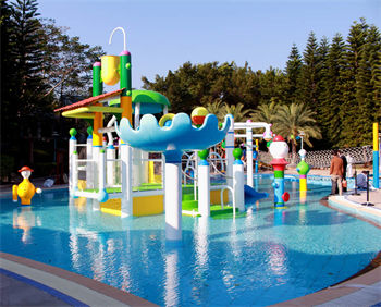 碧水灣溫泉度假村定制水上樂園濱汾系列游樂設(shè)備案例