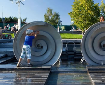 螺旋取水游樂設(shè)備