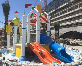 戶外水上樂園組合滑梯定制：打造你的私人水上樂園