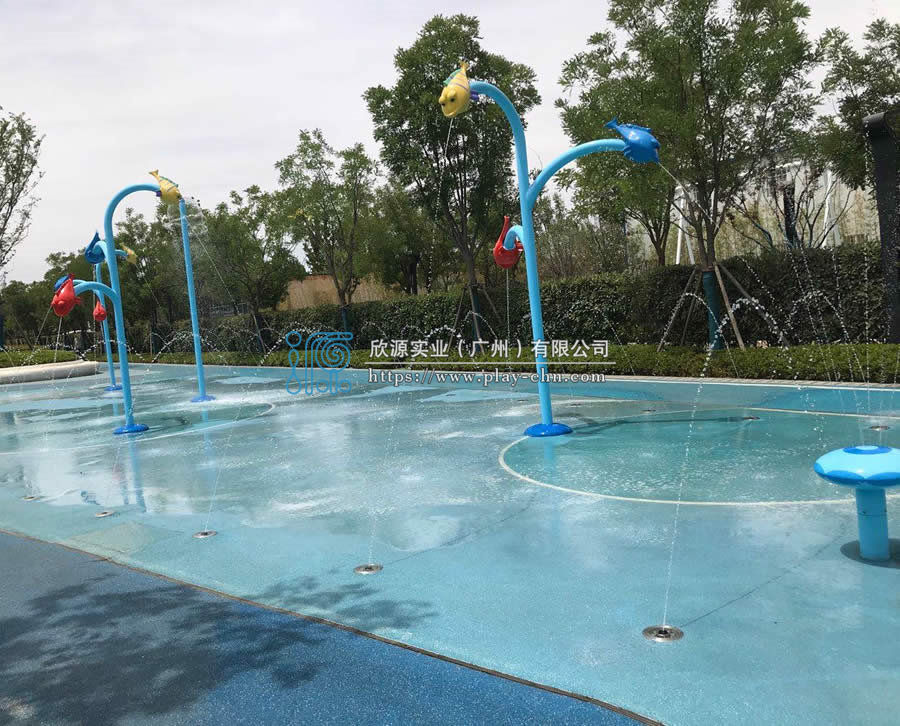 大型水上游樂設(shè)備廠哪家好？—尋找水上游樂設(shè)備的專業(yè)之選-1227