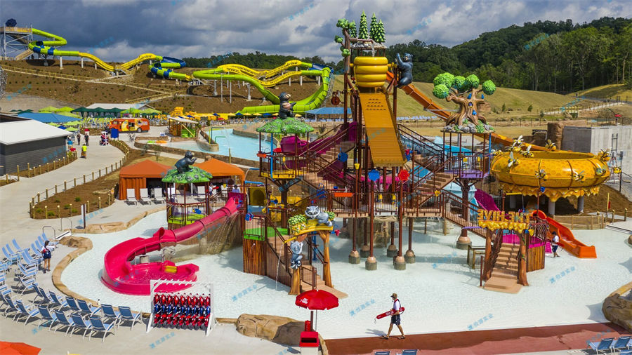 【移動水上樂園設備】為什么兒童充氣城堡在農村這么受歡迎