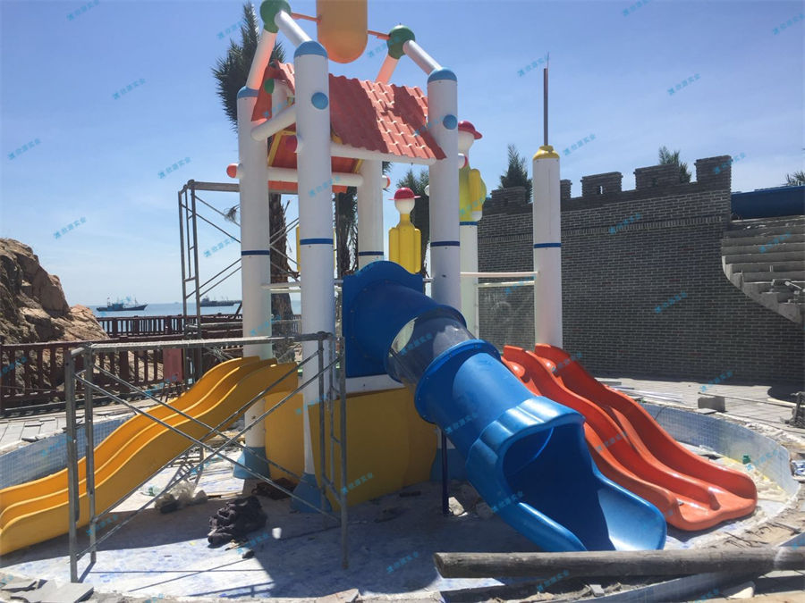 人工造浪設備帶你體驗海邊沖浪的感覺