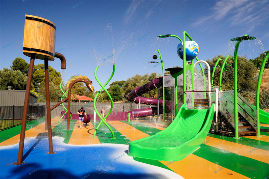 考察水上樂(lè)園設(shè)備廠家需要從哪些方面著手呢?