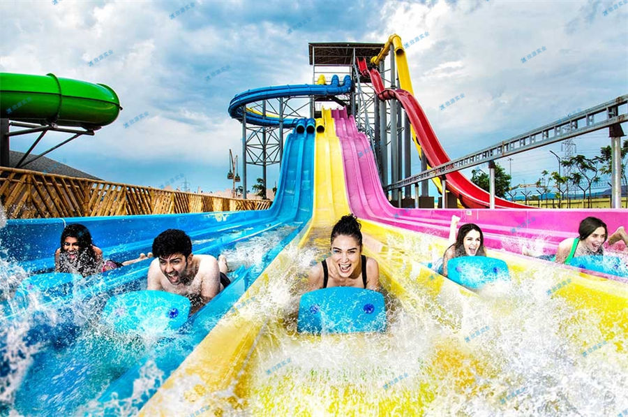  移動水上樂園未來發(fā)展趨勢分析-7891