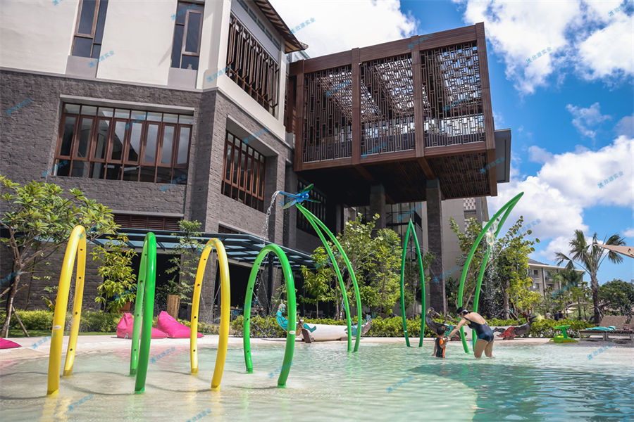 水上游樂(lè)設(shè)備制造商的兒童涉水物品清單