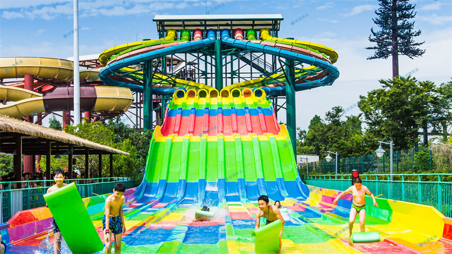 水上樂園設(shè)備種類豐富-8003