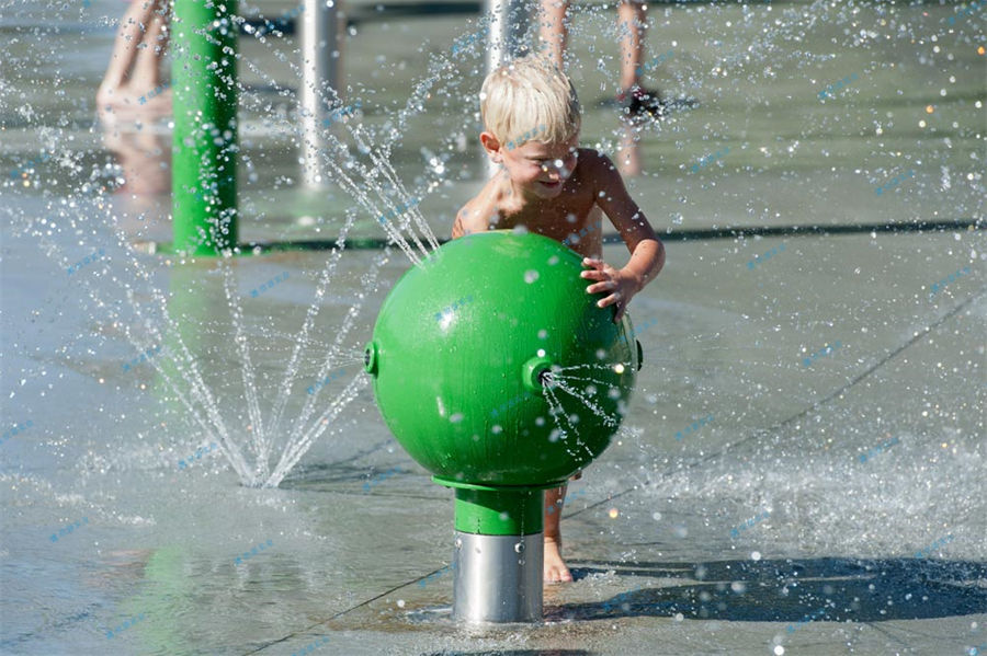 投資十畝水上樂園設備多少錢什么價格?