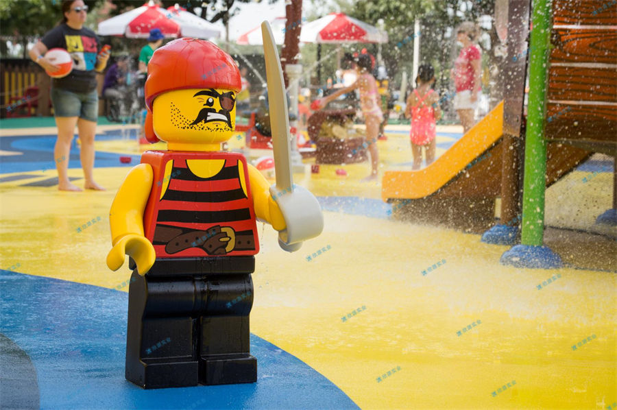 水上游樂設施廠家有哪些特點?-7534