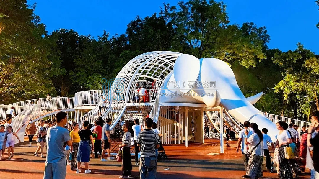 大象造型繩網(wǎng)攀爬滑梯組合設(shè)備